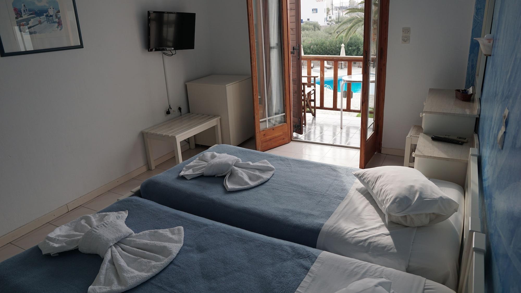 Eri Hotel Parikia  Ngoại thất bức ảnh